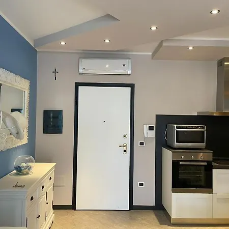 Civico 8 Alexander Апартаменты