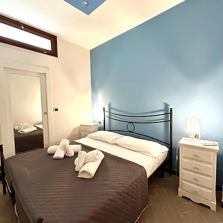 Civico 8 Alexander *